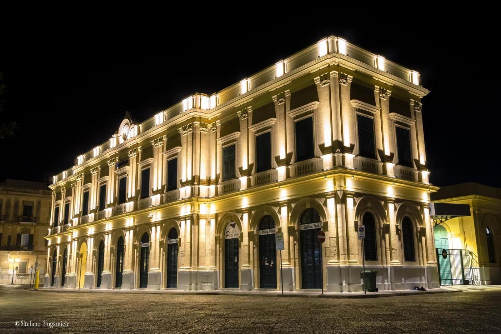 Charme Apartments Trapani Eksteriør billede